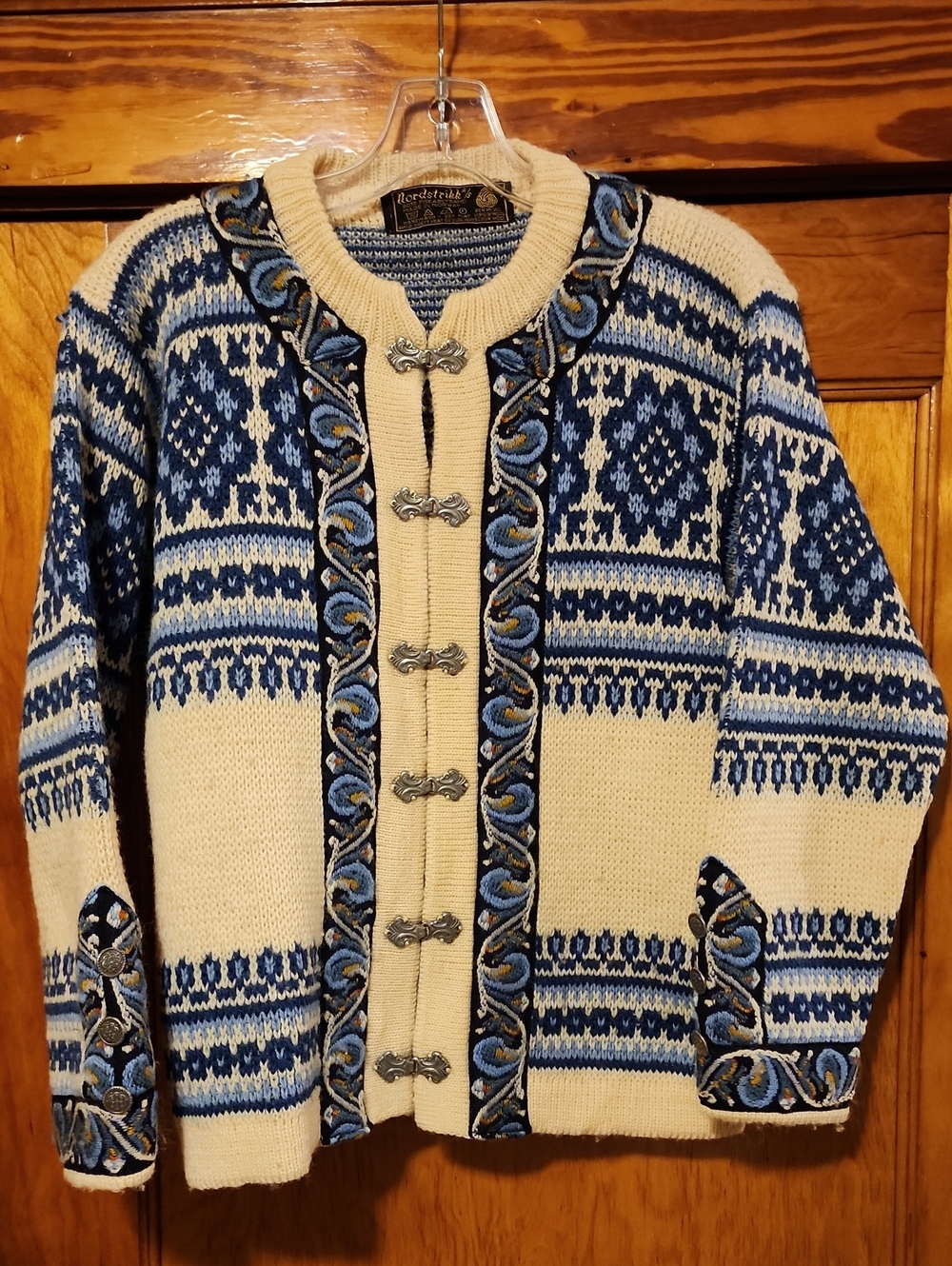 Nordstrikk Nordic Wool Knit Cardigan Sweater size Small